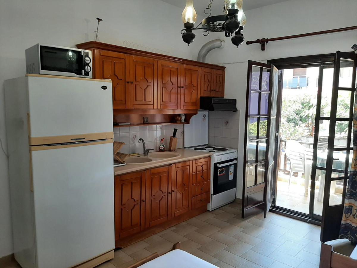 House Kosmas On The Beach Σάρτη Εξωτερικό φωτογραφία