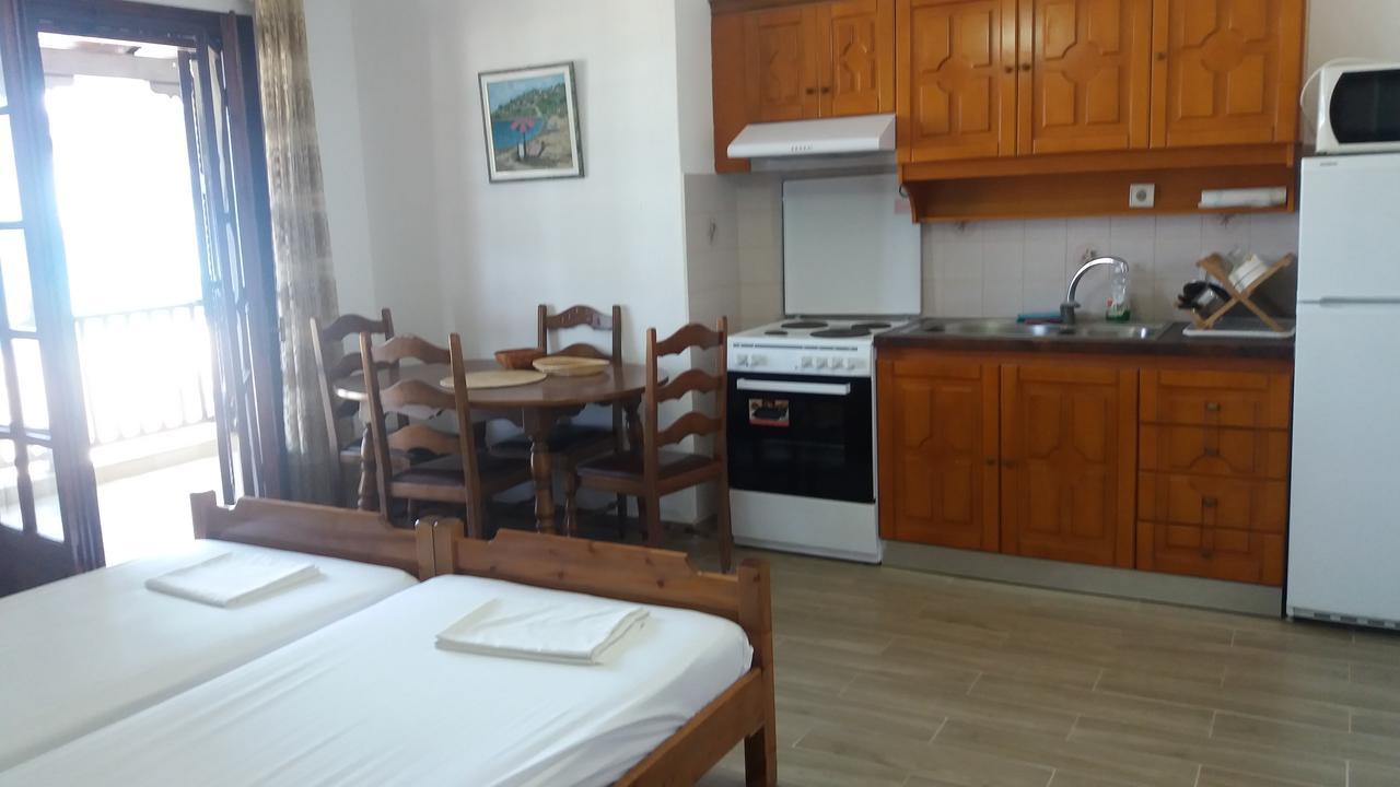 House Kosmas On The Beach Σάρτη Εξωτερικό φωτογραφία